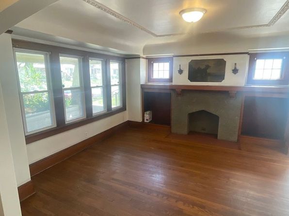 3859-3861 N 24th Pl #3859