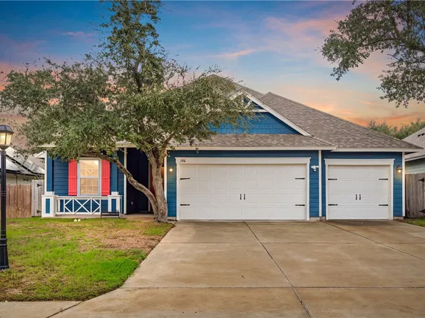 146 Norwood Oaks Dr, Rockport, TX 78382