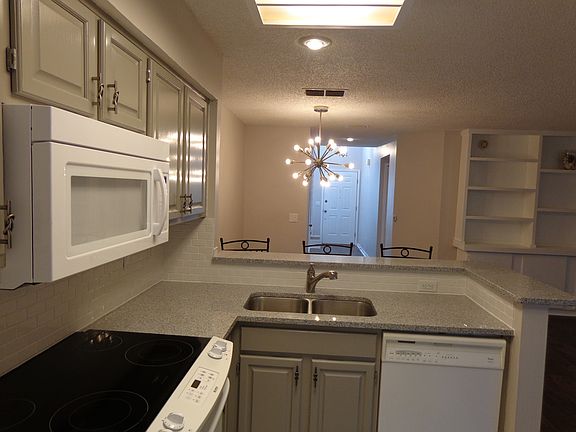 Kitchen to dining room