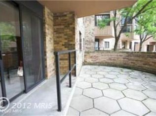 5904 Mount Eagle Dr APT 105, Alexandria, VA 22303