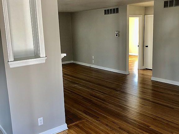 Entry into Living Room