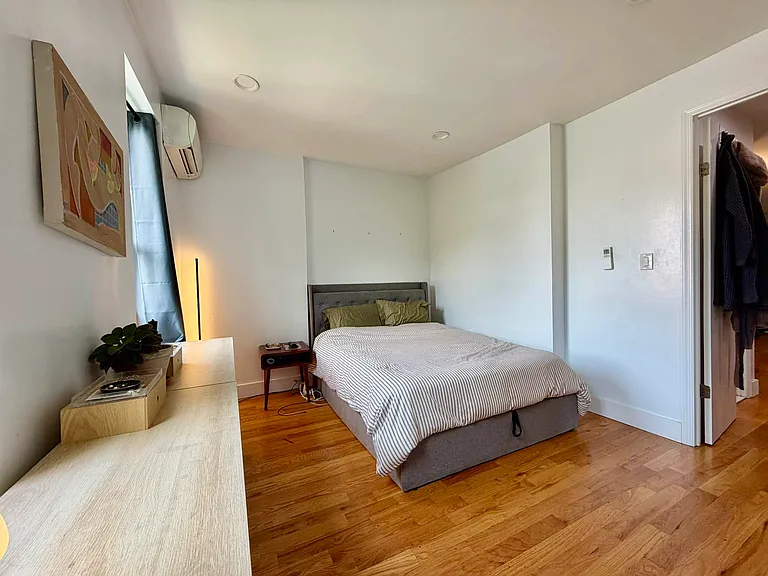 172 Utica Ave #2E — Photo 9