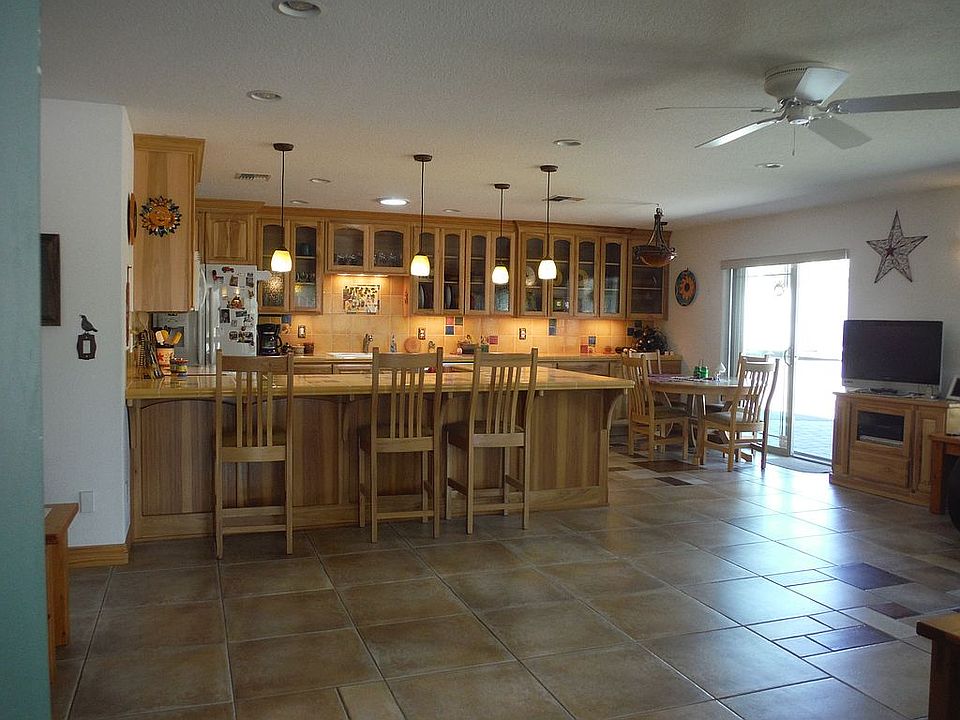 Custom hickory cab & tile