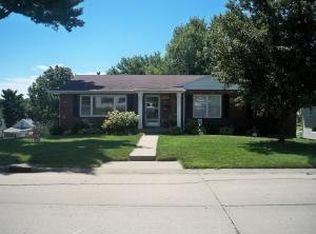 2812 Clay St, Saint Joseph, MO 64501