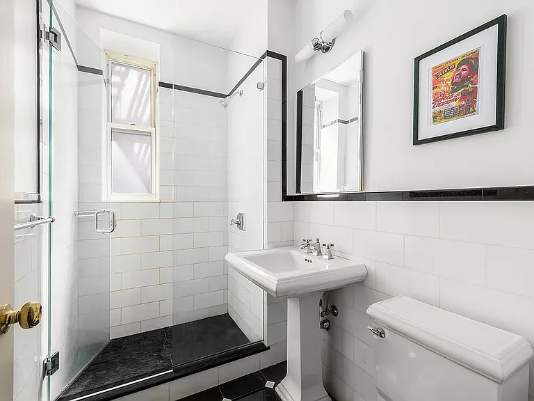 25 5th Ave #1H — Photo 8