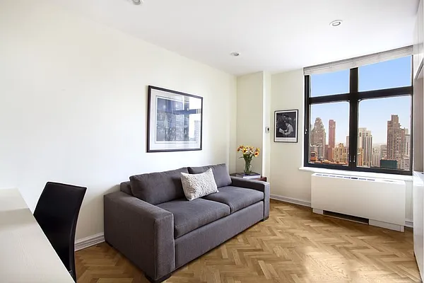 Sold by Stribling | media 12