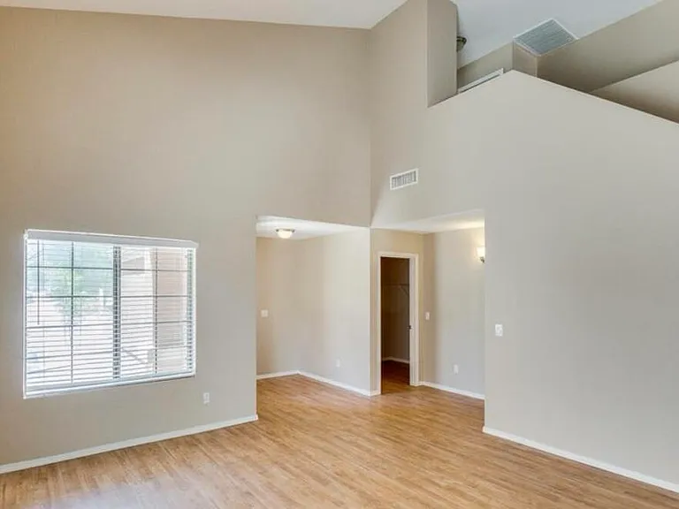 3886 W Dancer Ln — Photo 6