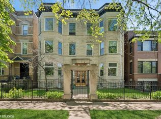 1433 W Cuyler Ave #2W, Chicago, IL 60613