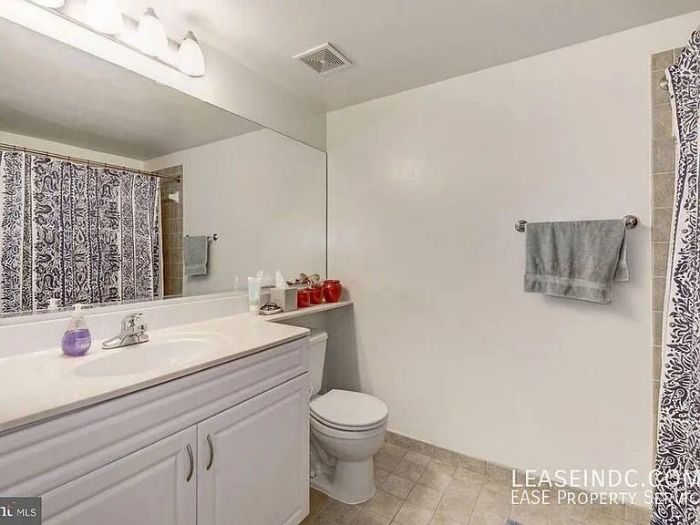555 Massachusetts Ave NW #314 — Photo 13