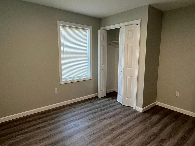 837 Broad St #2D — Photo 7