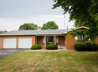 416 Olive St, Emden, IL 62635