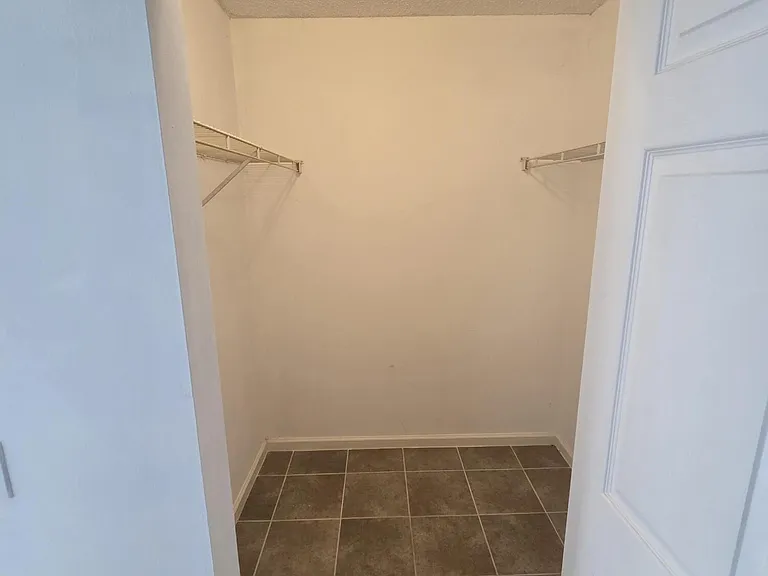 7093 Middlebury Dr #7093 — Photo 13