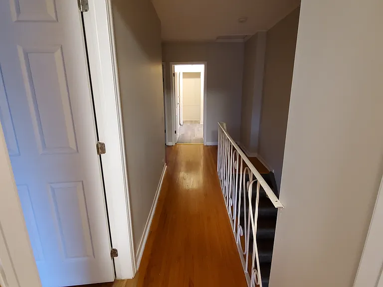 462 Victoria St #2 — Photo 19