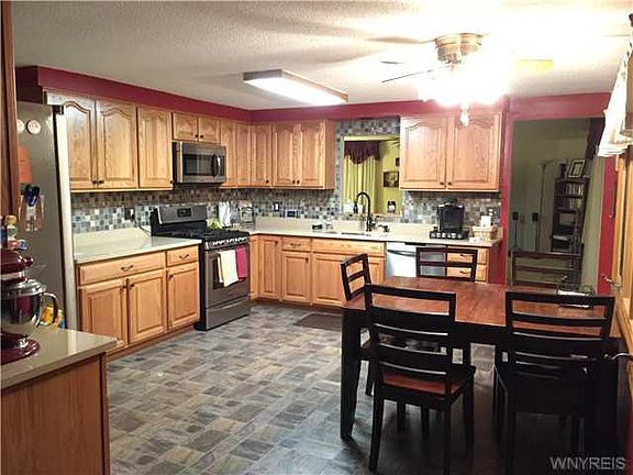 2nd image of 4160 Mistymeadow Ln