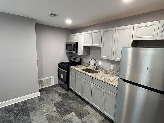 3rd image of 3235 Ely Pl SE #1
