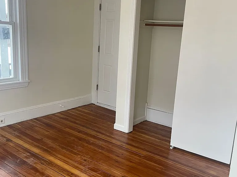 178 Brown St — Photo 4