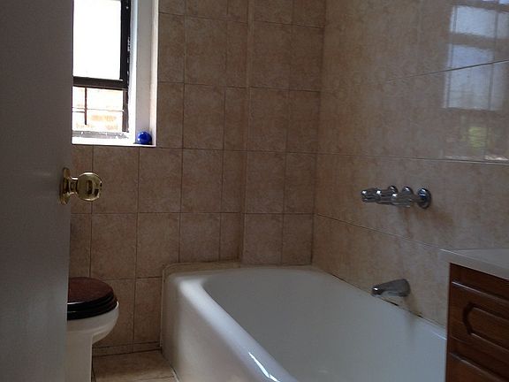 4th image of 135 W 238th St APT 2I