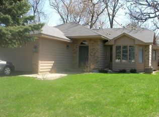 13089 Glenhurst Ave S, Savage, MN 55378