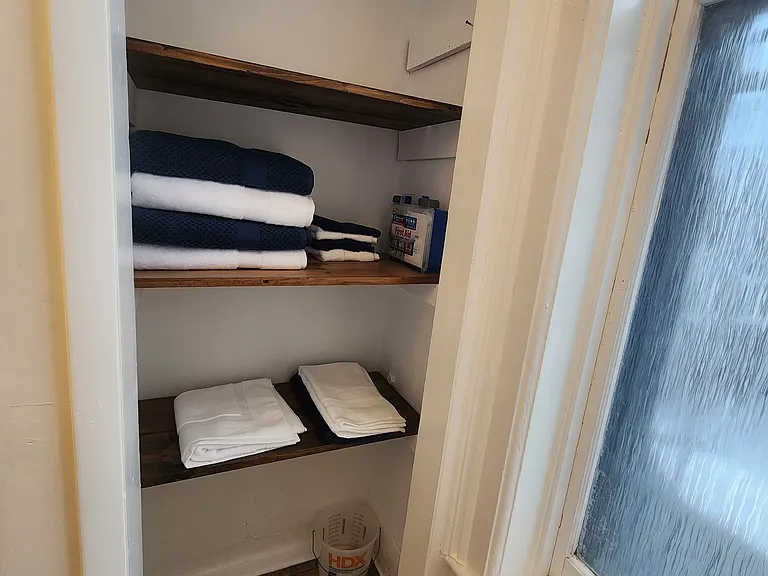 484 Madison Ave #1 — Photo 11