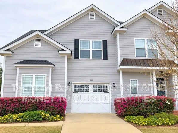 934 Westland Ridge Rd, Fayetteville, NC 28311