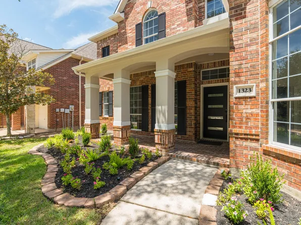 1323 Arden Forest Dr, Spring, TX 77379