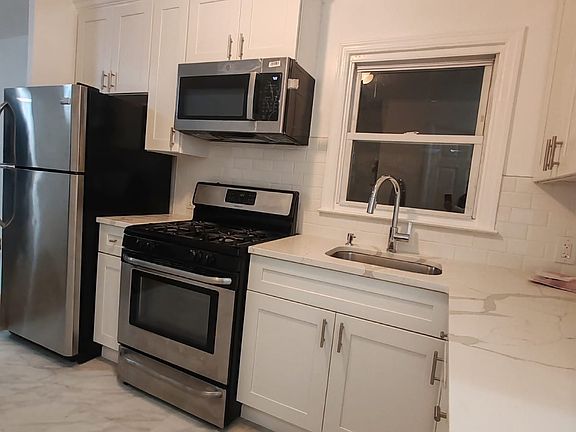 2nd image of 226 57th St #2