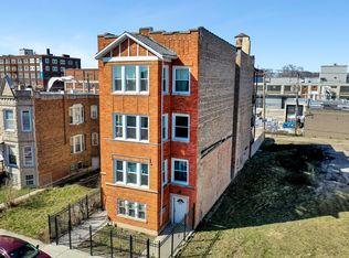 4024 W Grenshaw St, Chicago, IL 60624