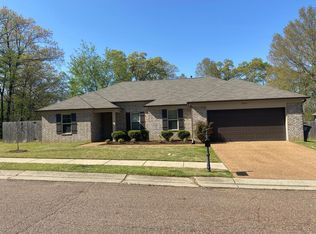 8816 Cordova Oaks Cv, Saint Louis, TN 38018