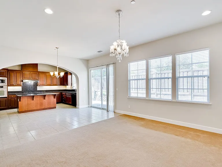 104 Alden Ct — Photo 16