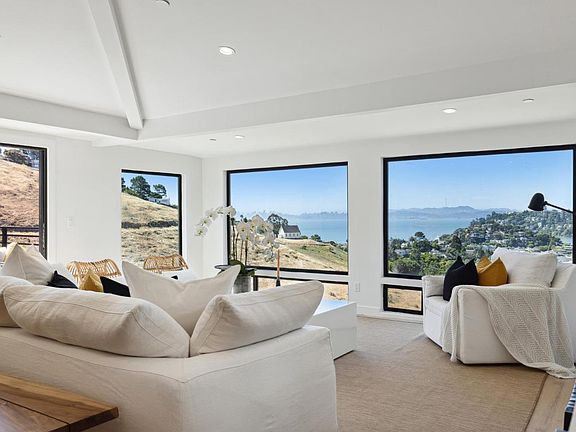 5th image of 1490 Vistazo Street W