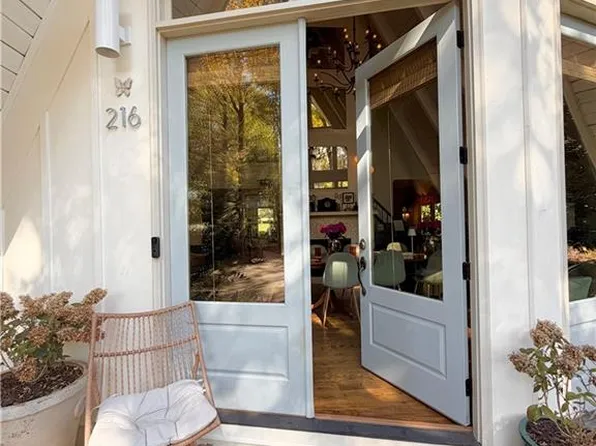 216 Don John Trl, Woodstock, GA 30189