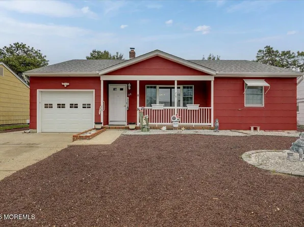 38 Fairfield Road, Toms River, NJ 08757