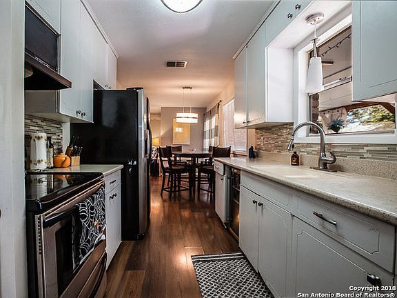 4th image of 314 Downshire Dr