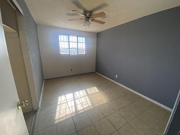 4th image of 4909 Klondike Ct