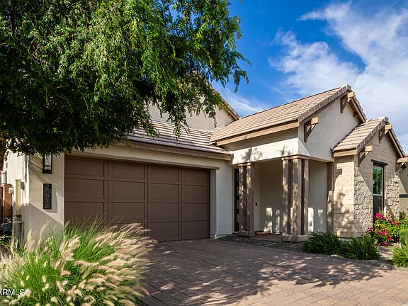 4th image of 20914 E MACAW Drive