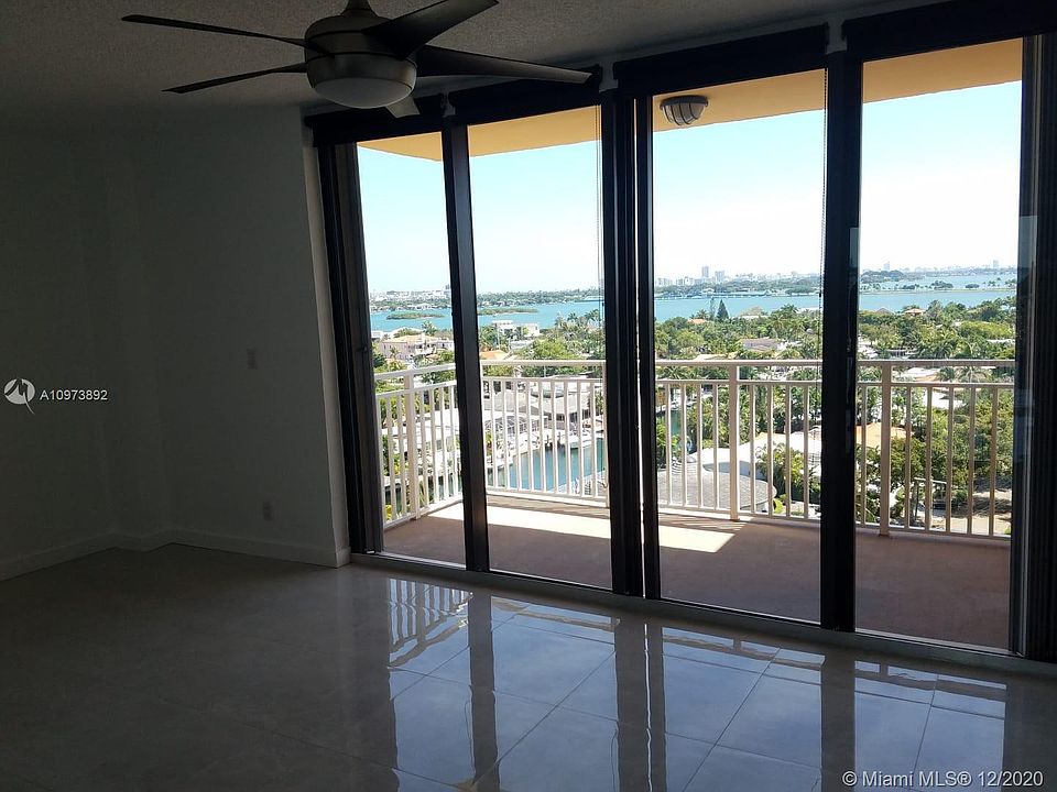 1st image of 2450 NE 135th St APT 1007