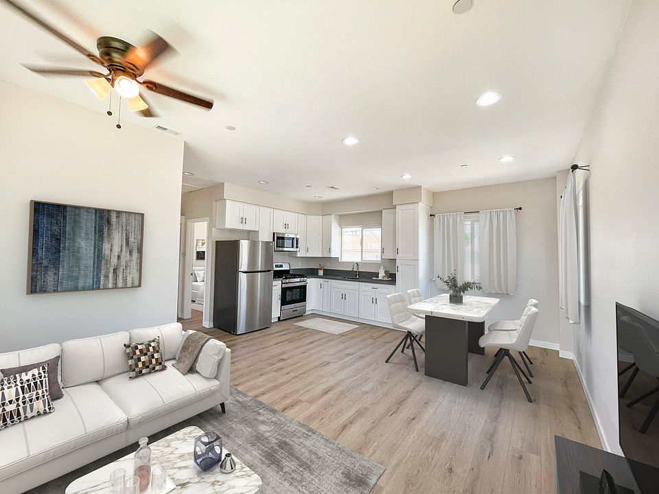 Entry, common areas, and kitchen