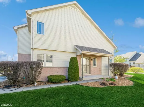 9967 Gettler St, Dyer, IN 46311