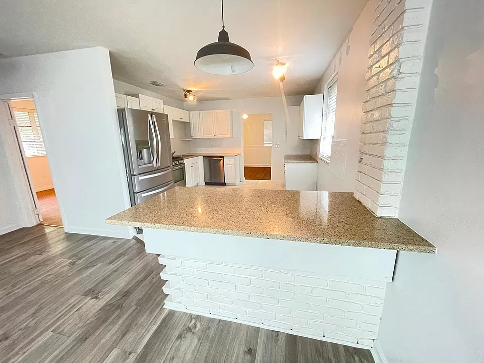 24204 State Road 46