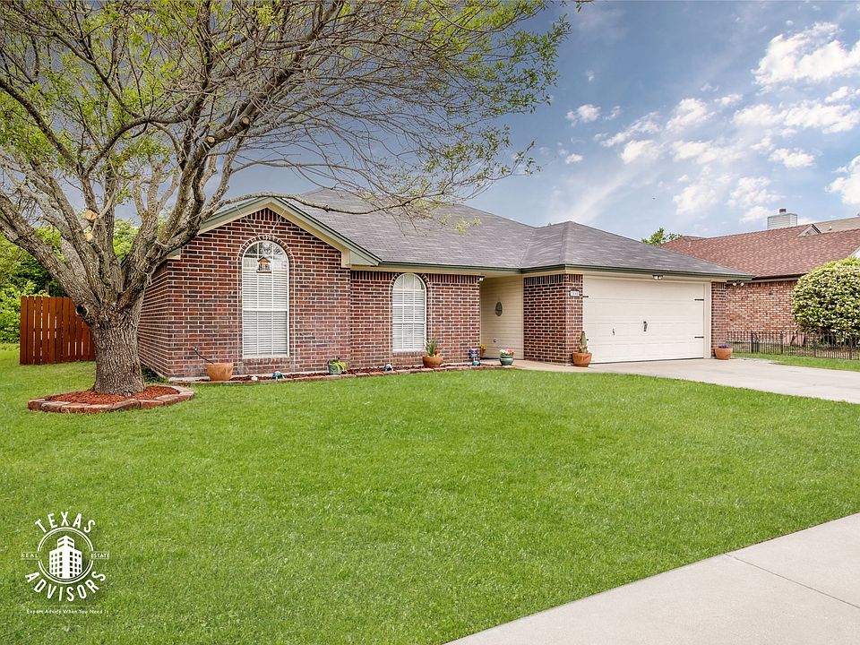 1st image of 3808 Water Oak Dr