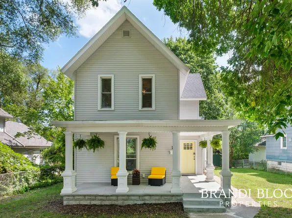 726 Clancy Ave NE, Grand Rapids, MI 49503