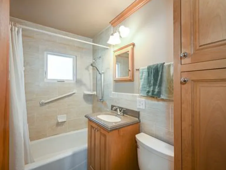 108 S Craig Pl — Photo 6
