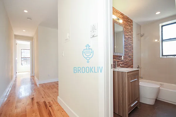 Rented by null | media 15