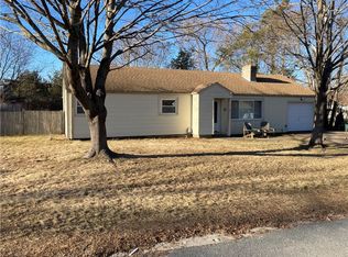 17 Wanton Shippee Rd, East Greenwich, RI 02818