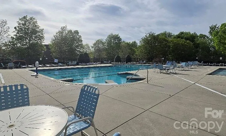 12051 Dunipace Ct — Photo 33