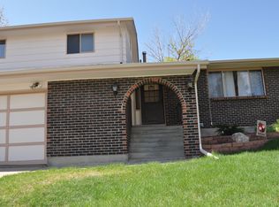 690 Omega Ln, Littleton, CO 80124