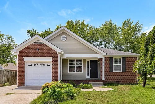 1610 Cedar Tree Ln Photo 1