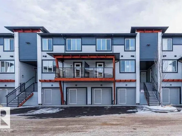 446 Allard Blvd SW #10, Edmonton, AB T6W 3S7