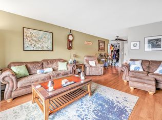 26 Balance Rock Rd APT 12, Seymour, CT 06483