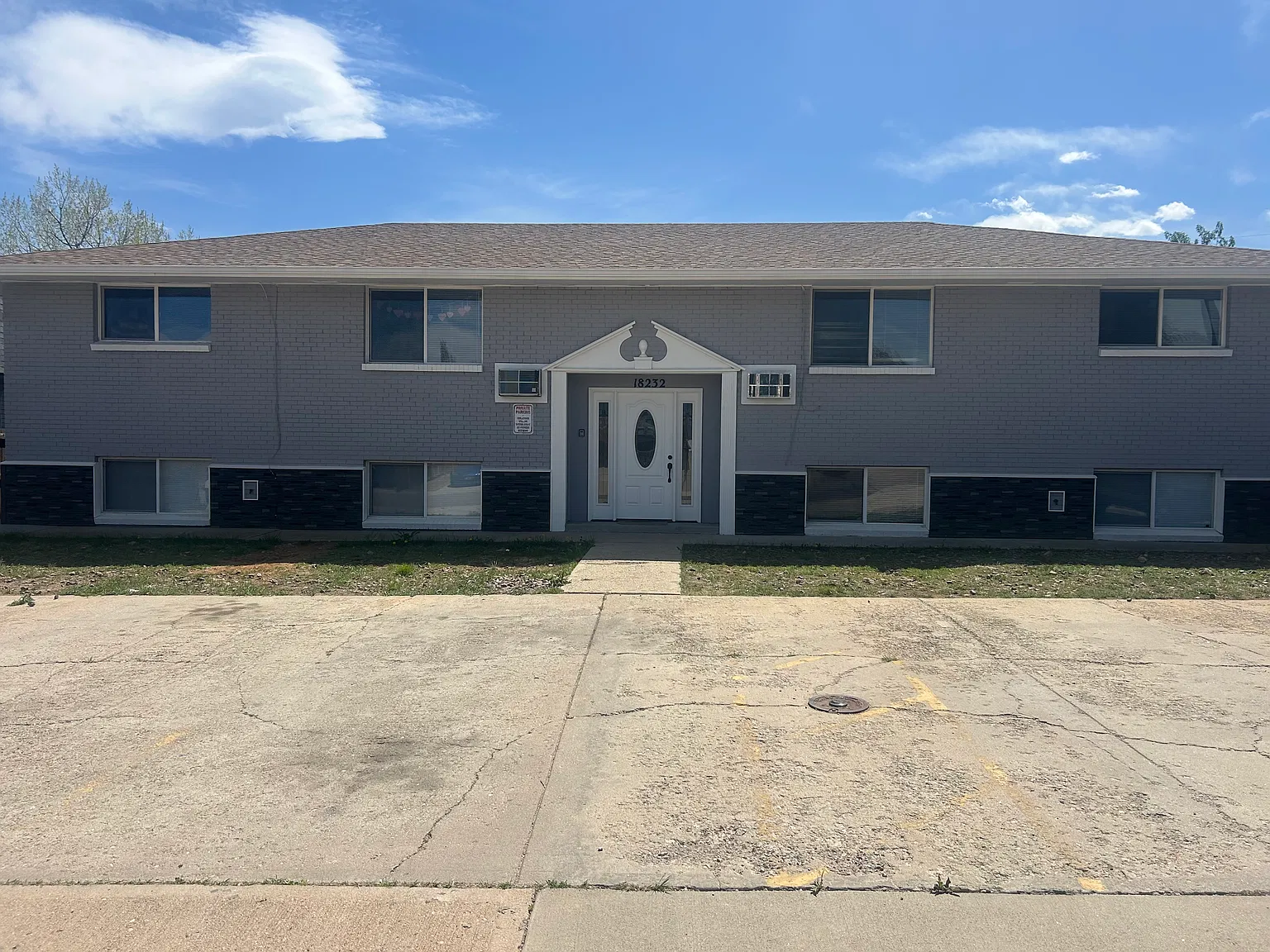2 bed, 980 sqft, $1,500 — Photo 1